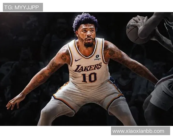 马库斯斯马特在NBA赛场上的影响力与领导力分析